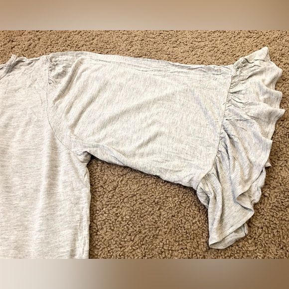 LOFT Bell Sleeve 3/4 Sleeve Gray Shirt, Size XL - Picture 4 of 6